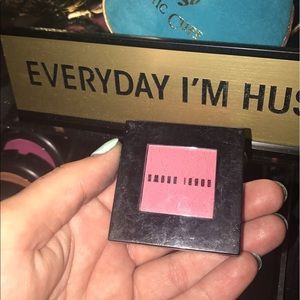 Bobby brown plum blush