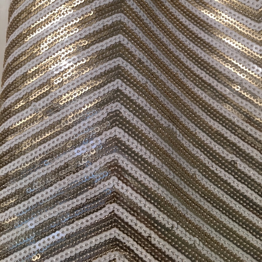 Banana Republic Sequin Skirt - Picture 4 of 6