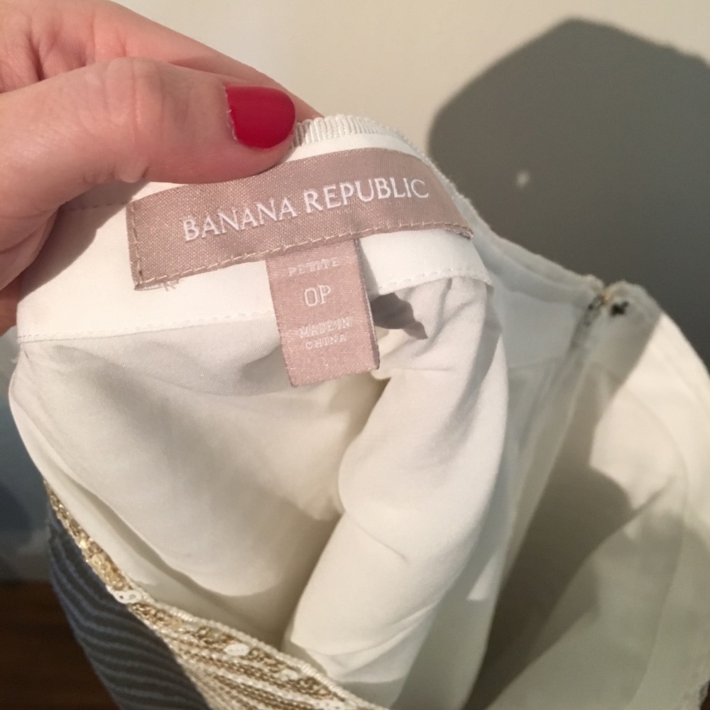 Banana Republic Sequin Skirt - Picture 6 of 6