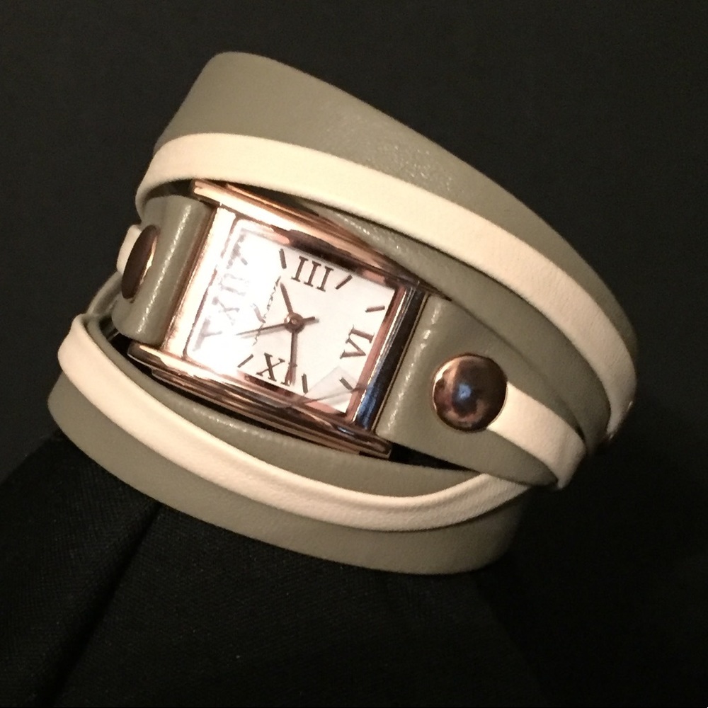 BRACELET WATCH