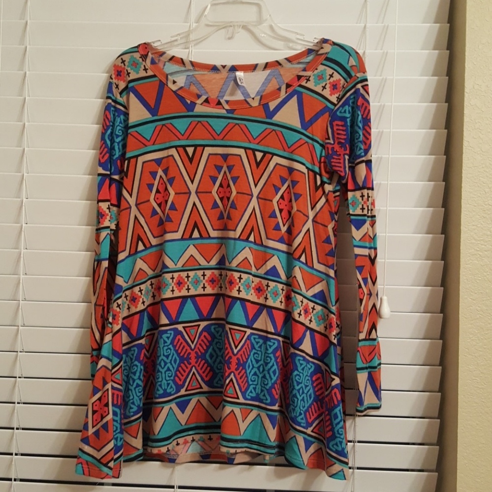 Aztec Print Piko StyleTop Long Sleeve Size Small