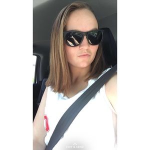 Meet your Posher, Sara