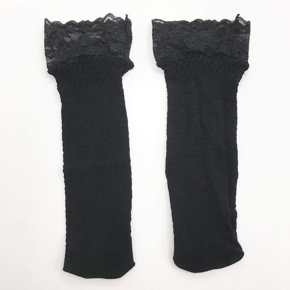 Cute Fishnet Ankle Socks With Ruffles - Picture 4 of 5