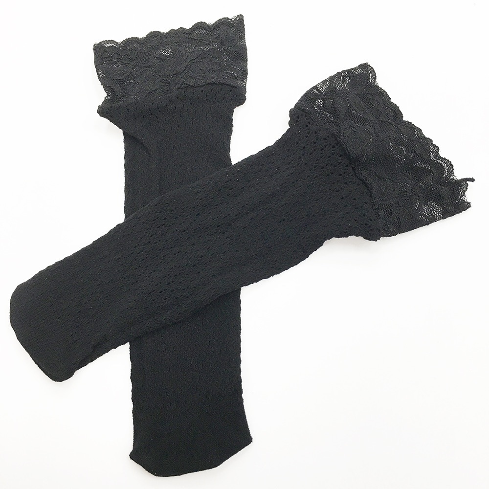 Cute Fishnet Ankle Socks With Ruffles - Picture 5 of 5