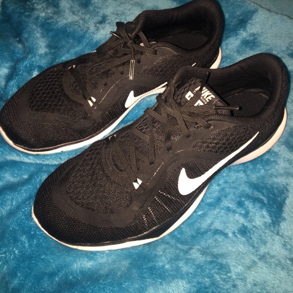 Nike Shoes - Flex TR 6 Great Condition