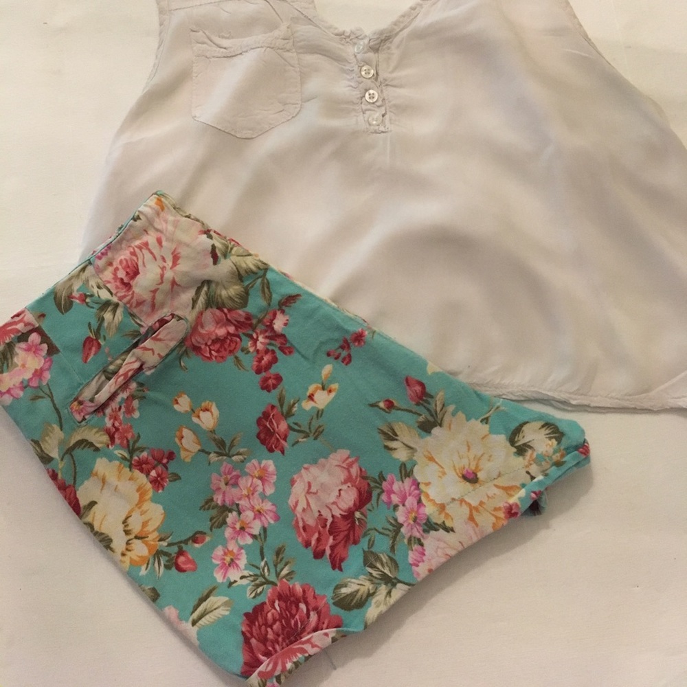 Floral Brandy Melville Shorts