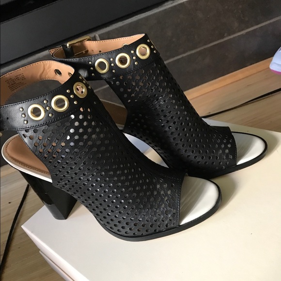 Calvin Klein Heels - Picture 3 of 3