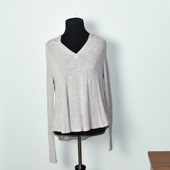 Aeropostale Tops - NWT Aeropostale Light Grey Flowy Top