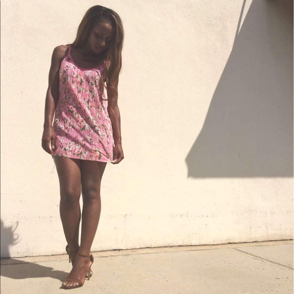 Pink and Green Floral Top By Free Kisses 🌸🌺🌷