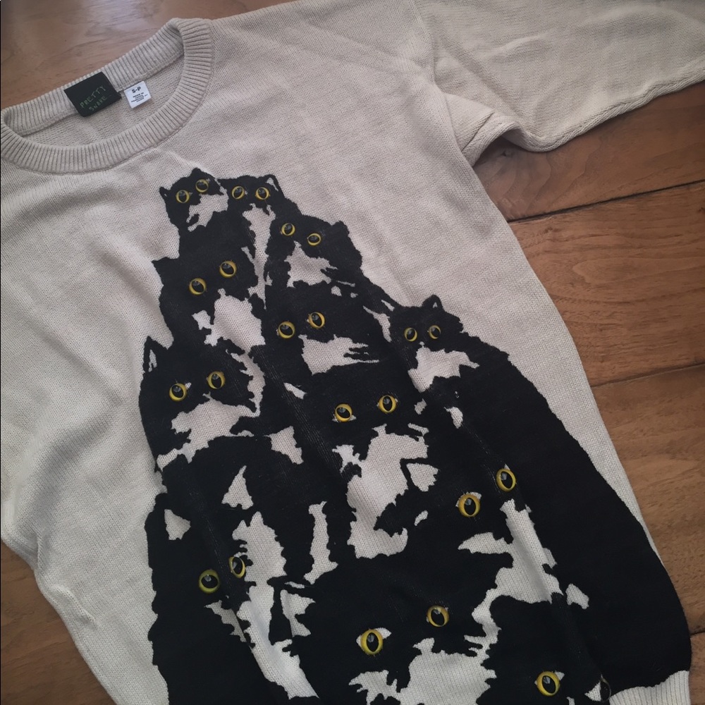 🙀big eyed kitty sweater🙀