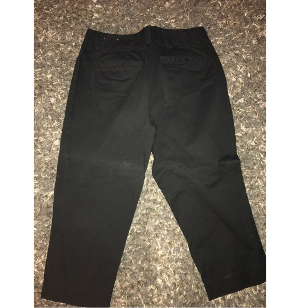 Black capris - Picture 2 of 3