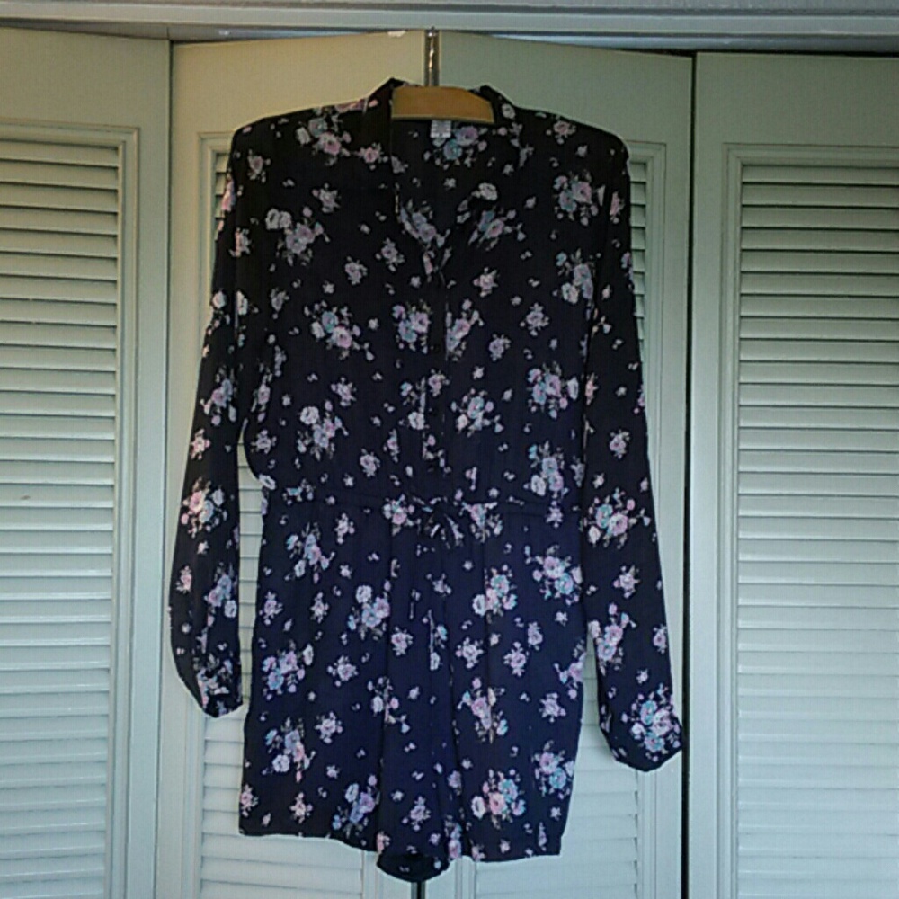 Floral long sleeve romper