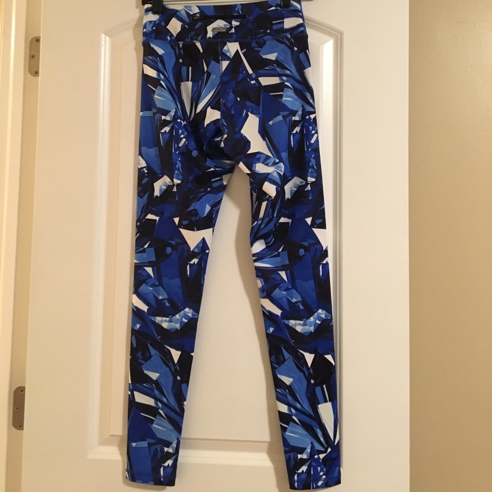 Express Broken Glass Patterned Running Leggings - image 2