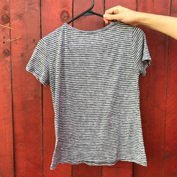 Cute basic t-shirt - Picture 2 of 2