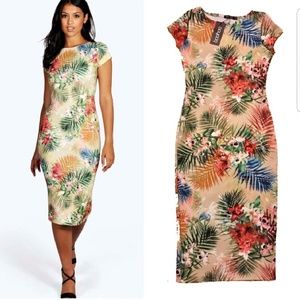 💋Boohoo Tropical Dress