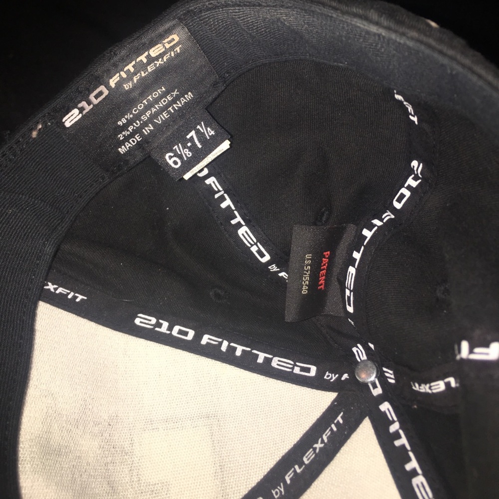 DC hat - Picture 2 of 2