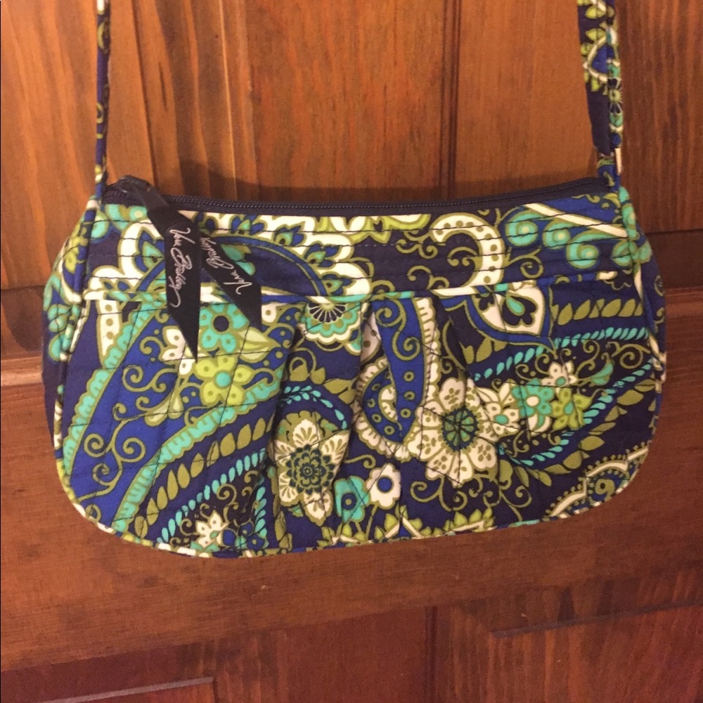 VERA BRADLEY CROSSBODY
