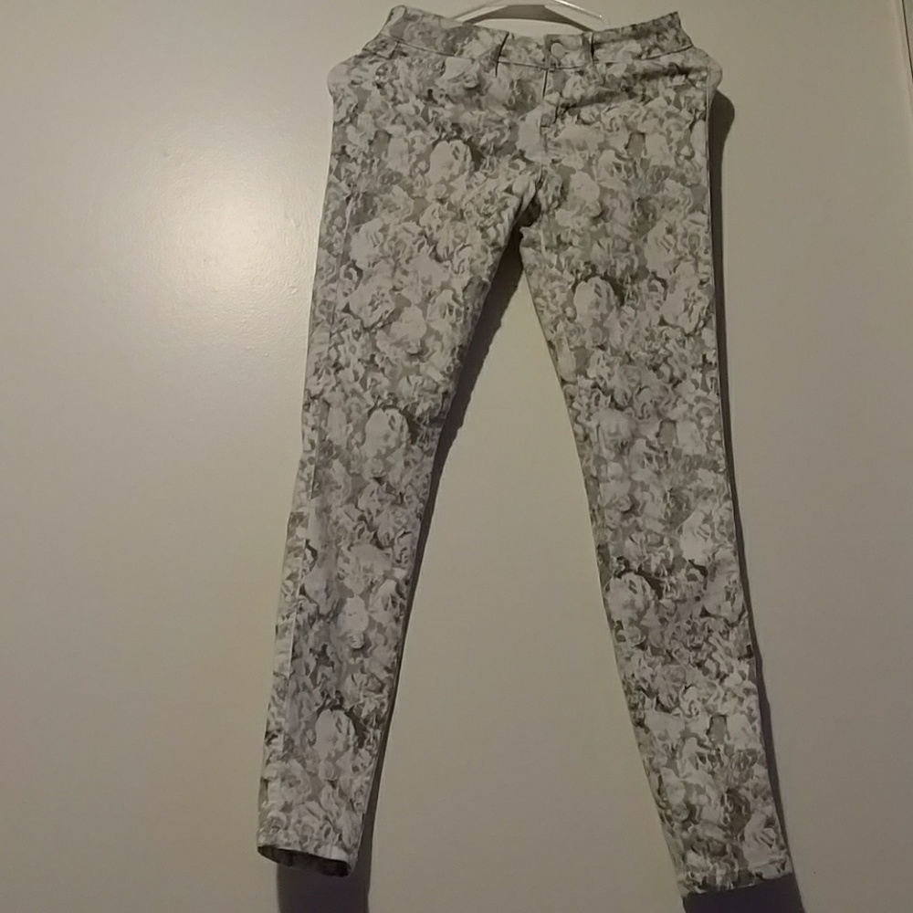 Guess Los Angeles print pants
