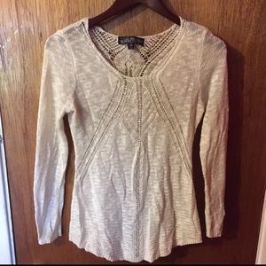 White knit long sleeve sweater top