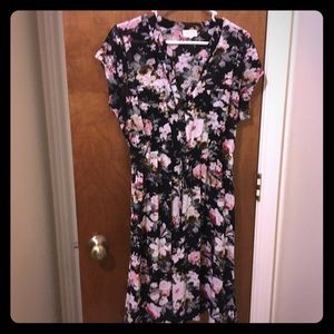 Floral print maternity dress