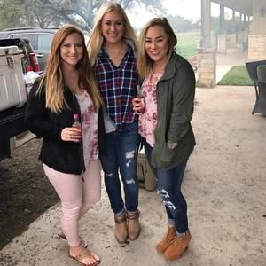 Meet your Posher, Briana