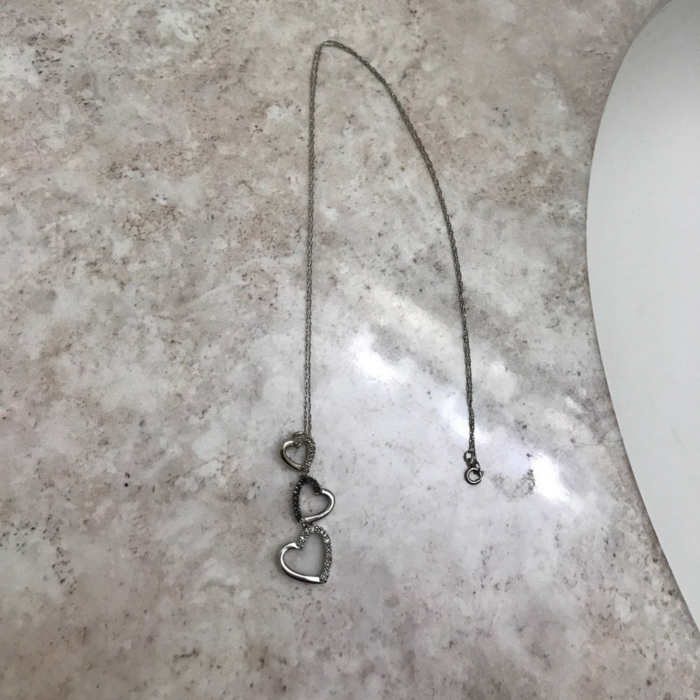 3 tiered heart necklace.