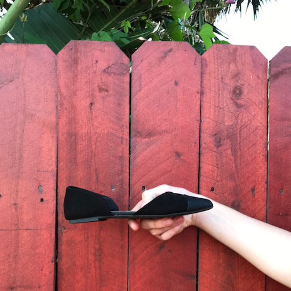 black skinny flats