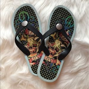 Size 6.5 Ed Hardy Flip Flops