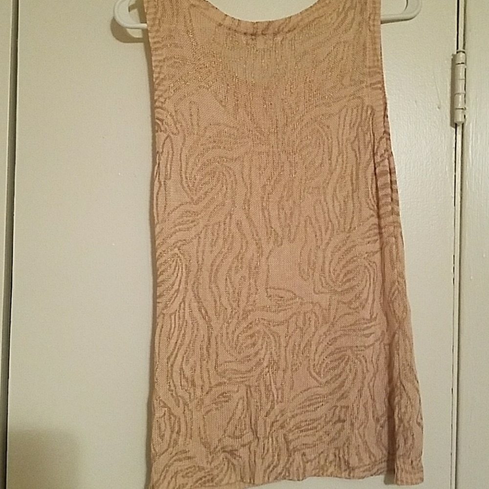 Shell - Picture 2 of 6