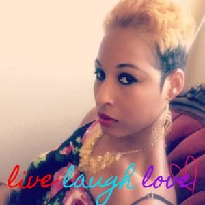 Meet your Posher, Yvette