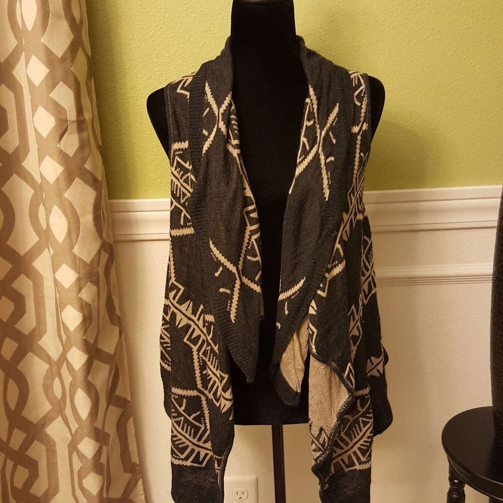 Tribal Cardigan - Picture 1 of 2