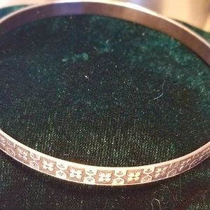 VINTAGE 70's HIPPIE STYLE STERLING BANGLE BRACELET