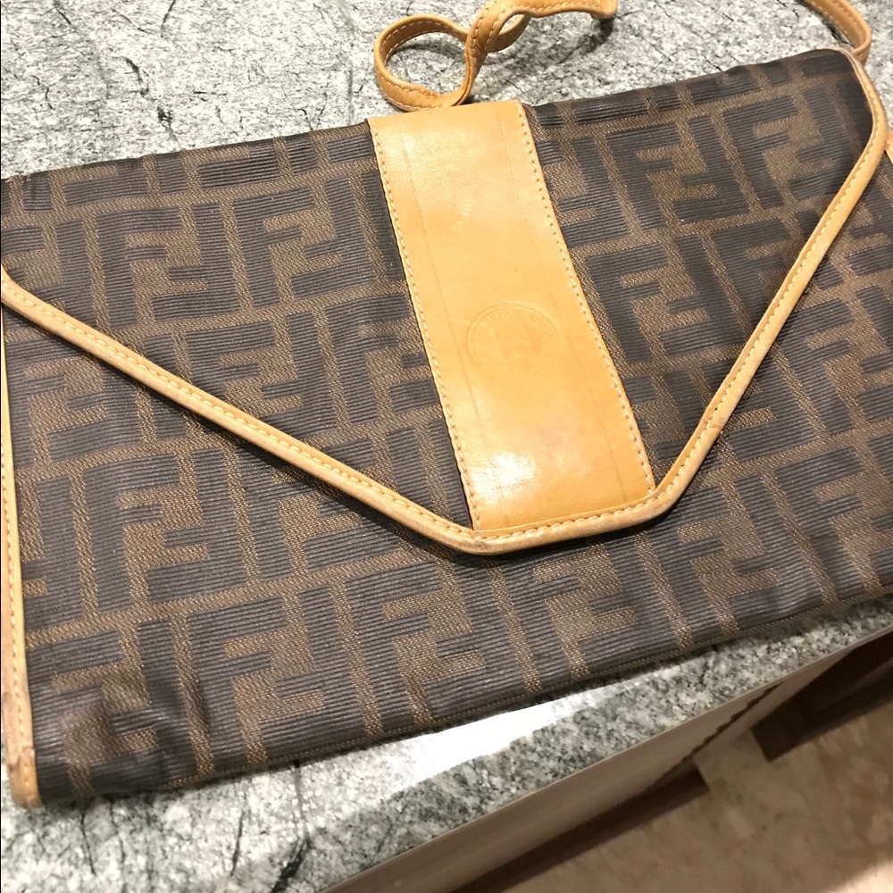 FENDI BAG / CLUTCH AUTHENTIC