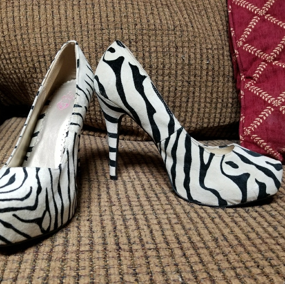 Torrid suede zebra platform pumps