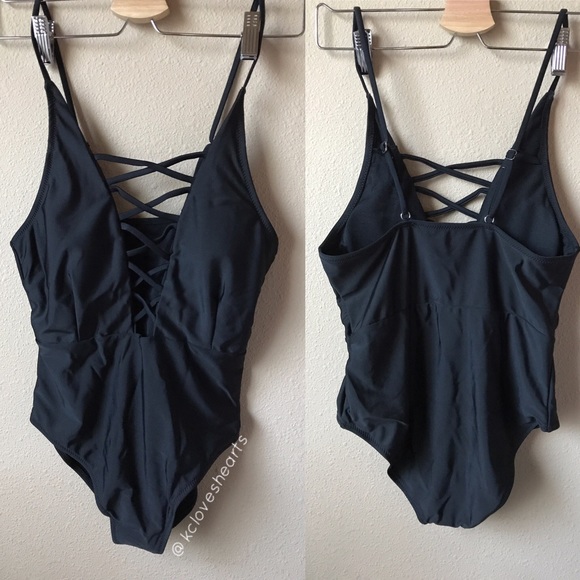 Criss Cross Deep V Monokini - Picture 2 of 2