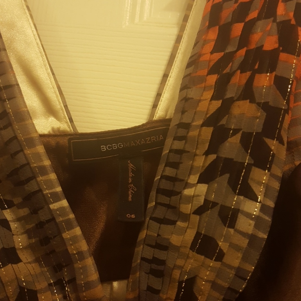 Clothes - Picture 4 of 4