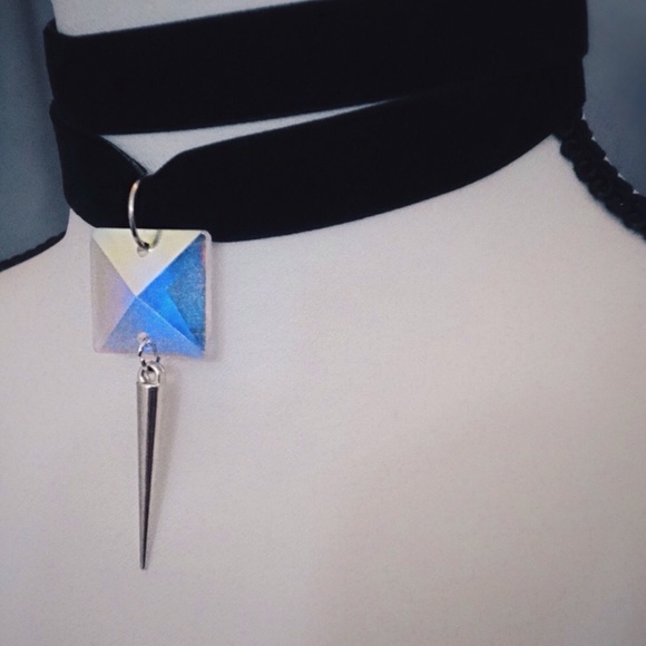 ⚡Custom Listing⚡ Hologram Gem Spike Choker/Earrings - Picture 2 of 7