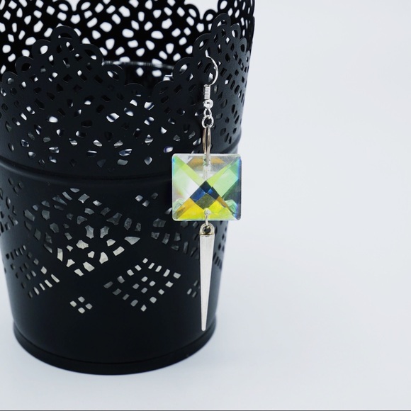 ⚡Custom Listing⚡ Hologram Gem Spike Choker/Earrings - Picture 5 of 7