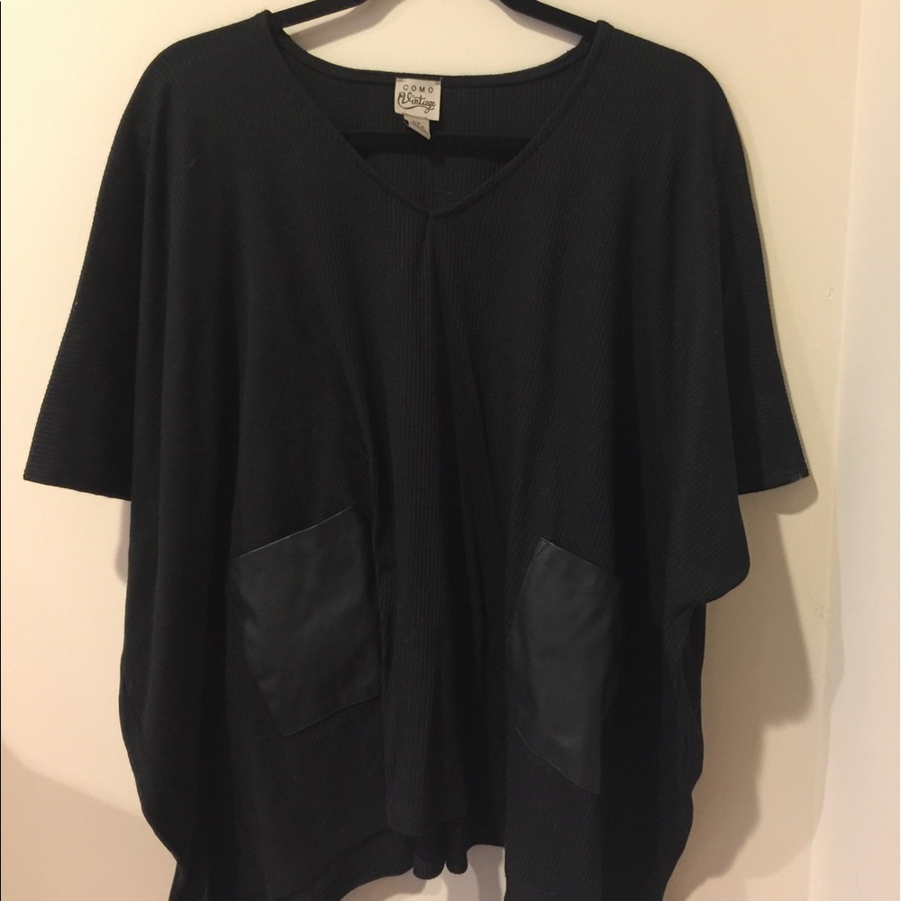 oversized black tee