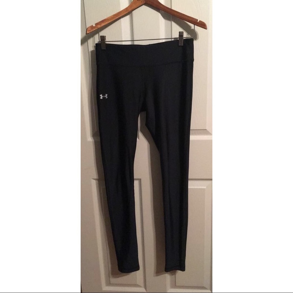 Under Armour NWOT black leggings