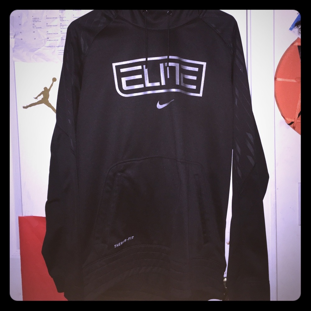 Nike elite hoodie