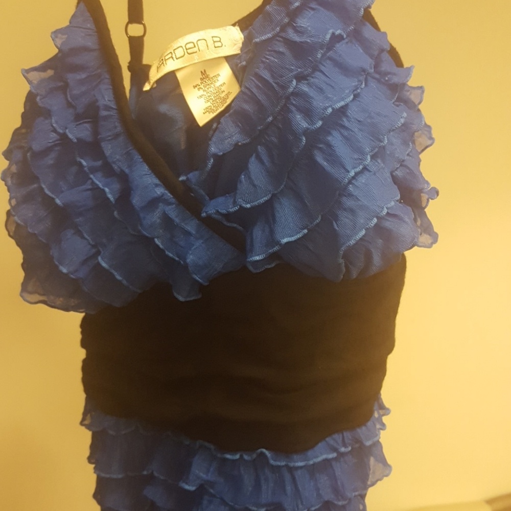 Top - Picture 2 of 2