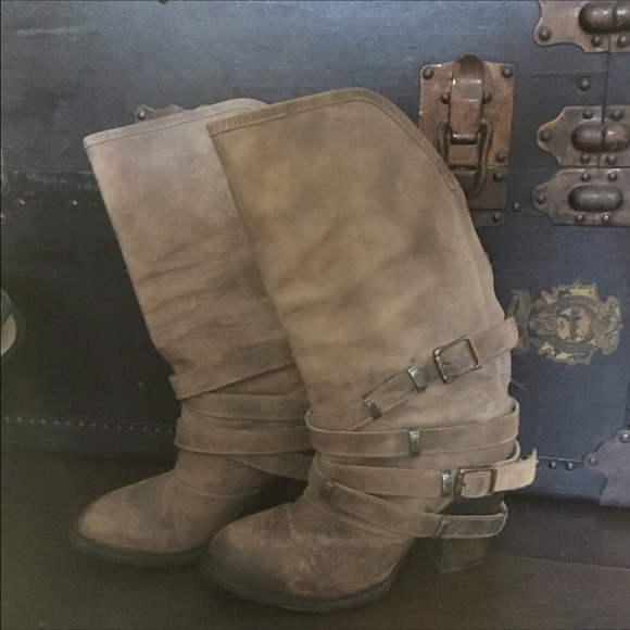 FREEBIRD Teagan boots, Steve Madden. - Picture 3 of 5