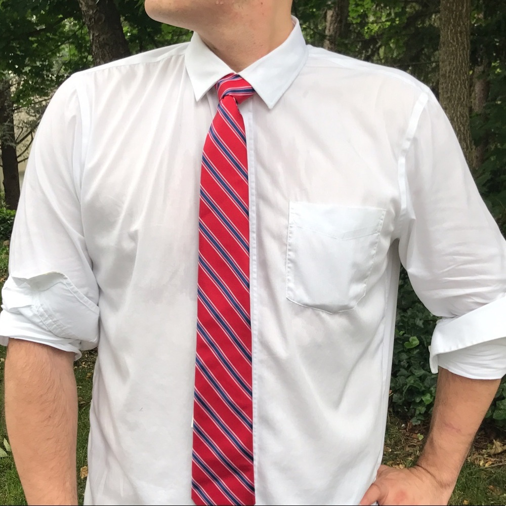 Red silk club room tie w/blue and white stripes