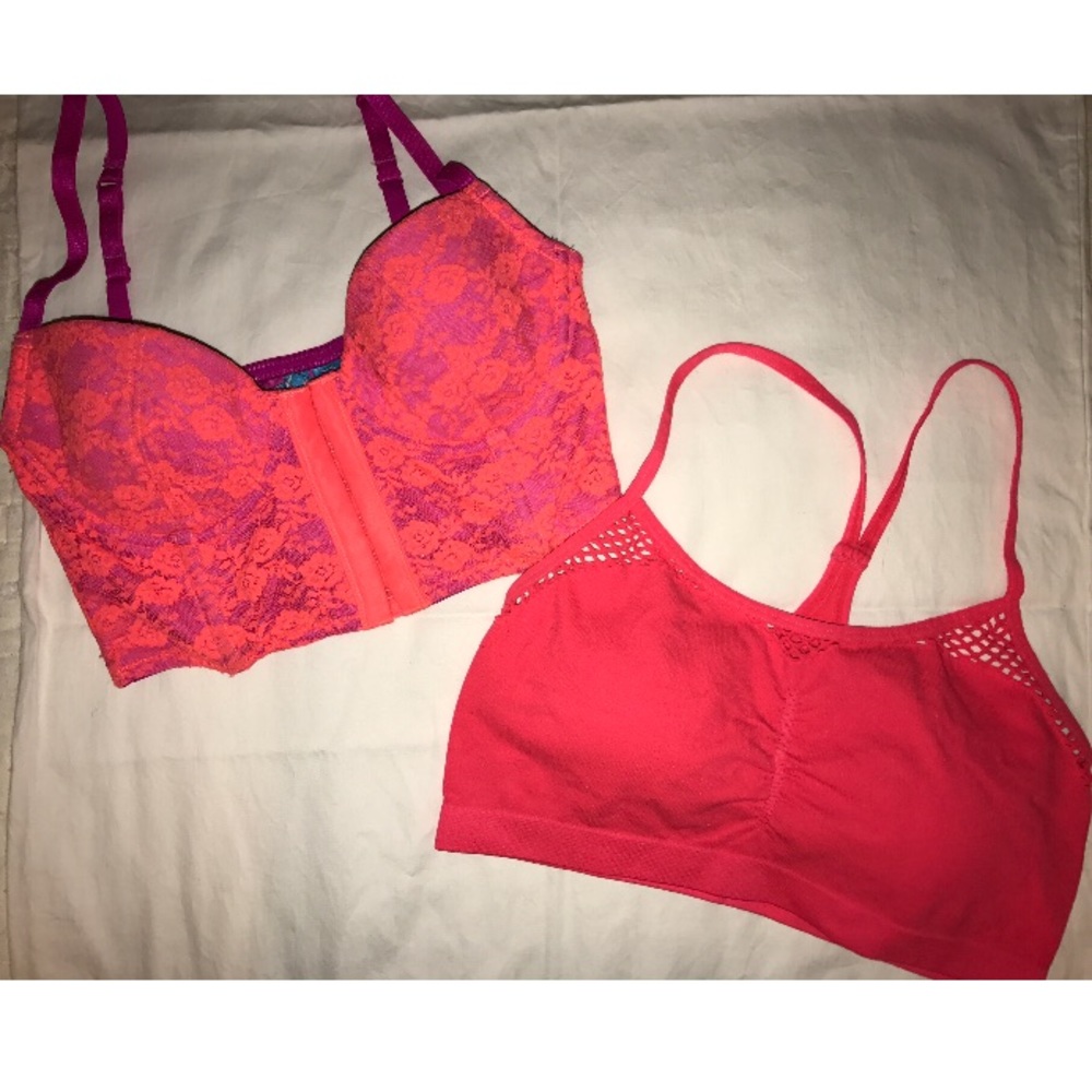 ❤️❤️SOLD❤️❤️Pink Bralette / Corset set