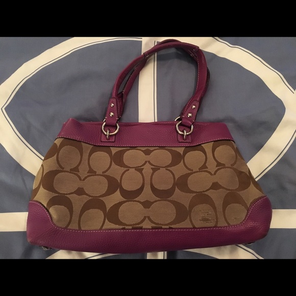 Gorgeous Coach purse! - Picture 2 of 5