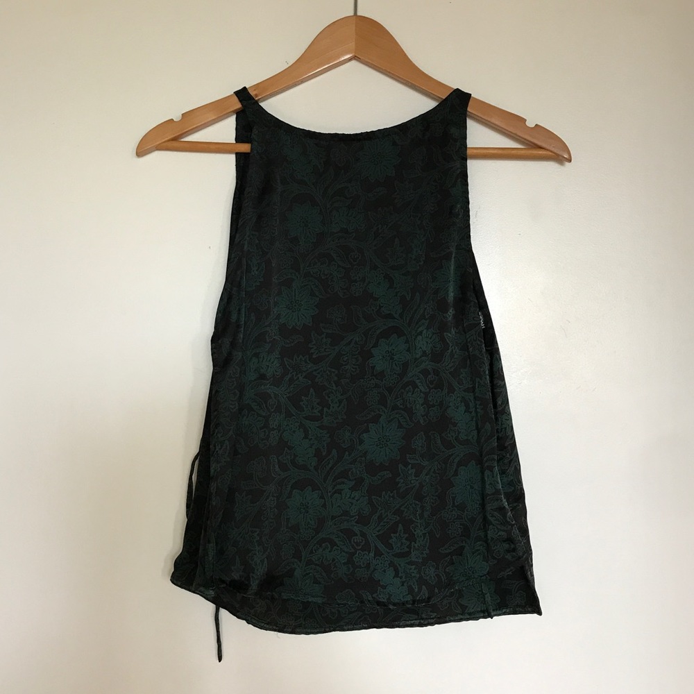 Silk patterned top - Picture 3 of 3