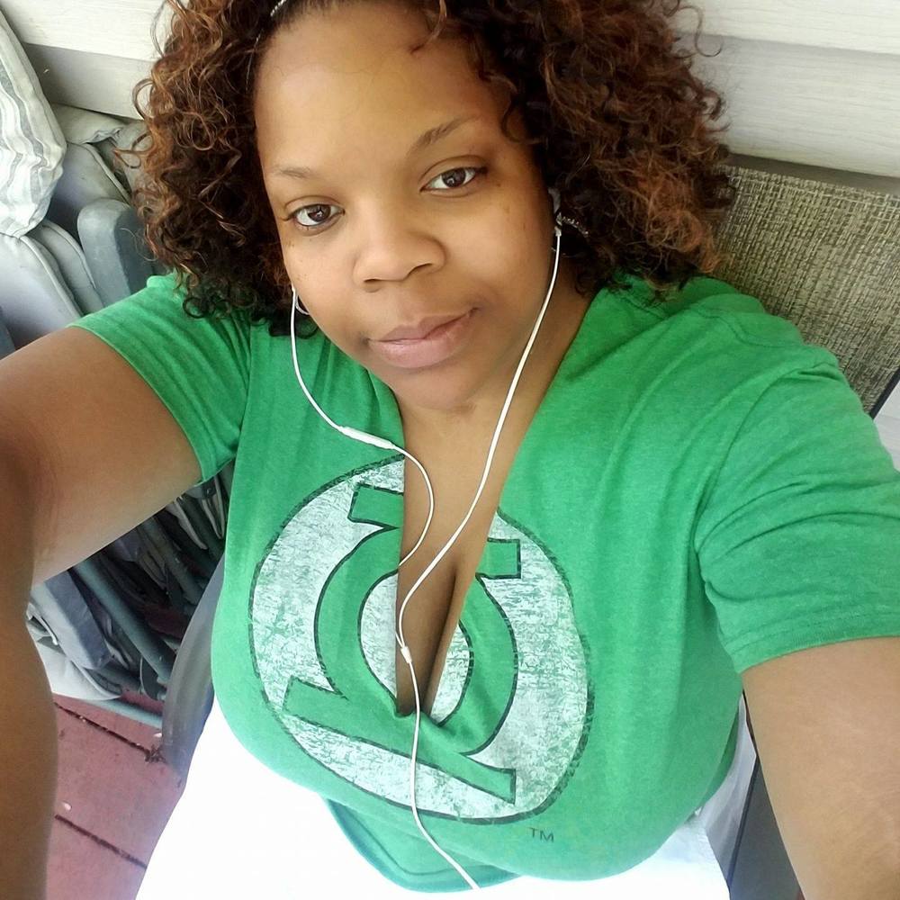 Meet your Posher, Dom