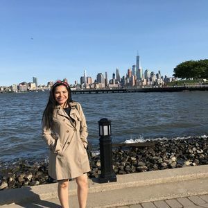 Meet your Posher, Paola