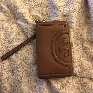 Tan/Carmel colored Tory burch wallet/wristlet